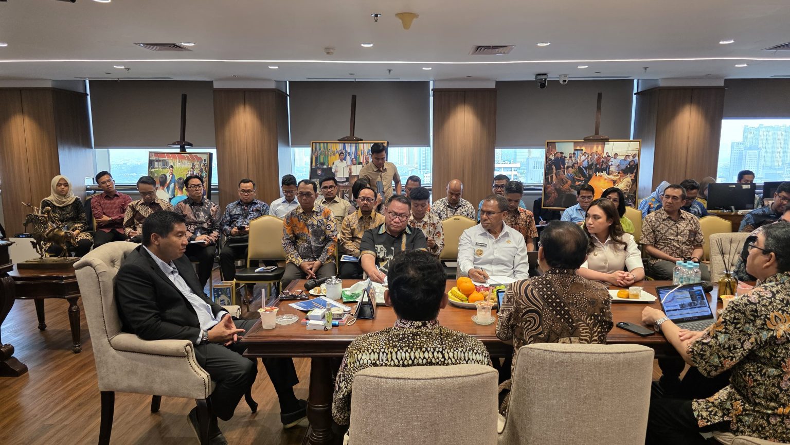 Wagub Johni Asadoma: Setiap Kabupaten di NTT Dapat Sekitar 500 Unit Bedah Rumah