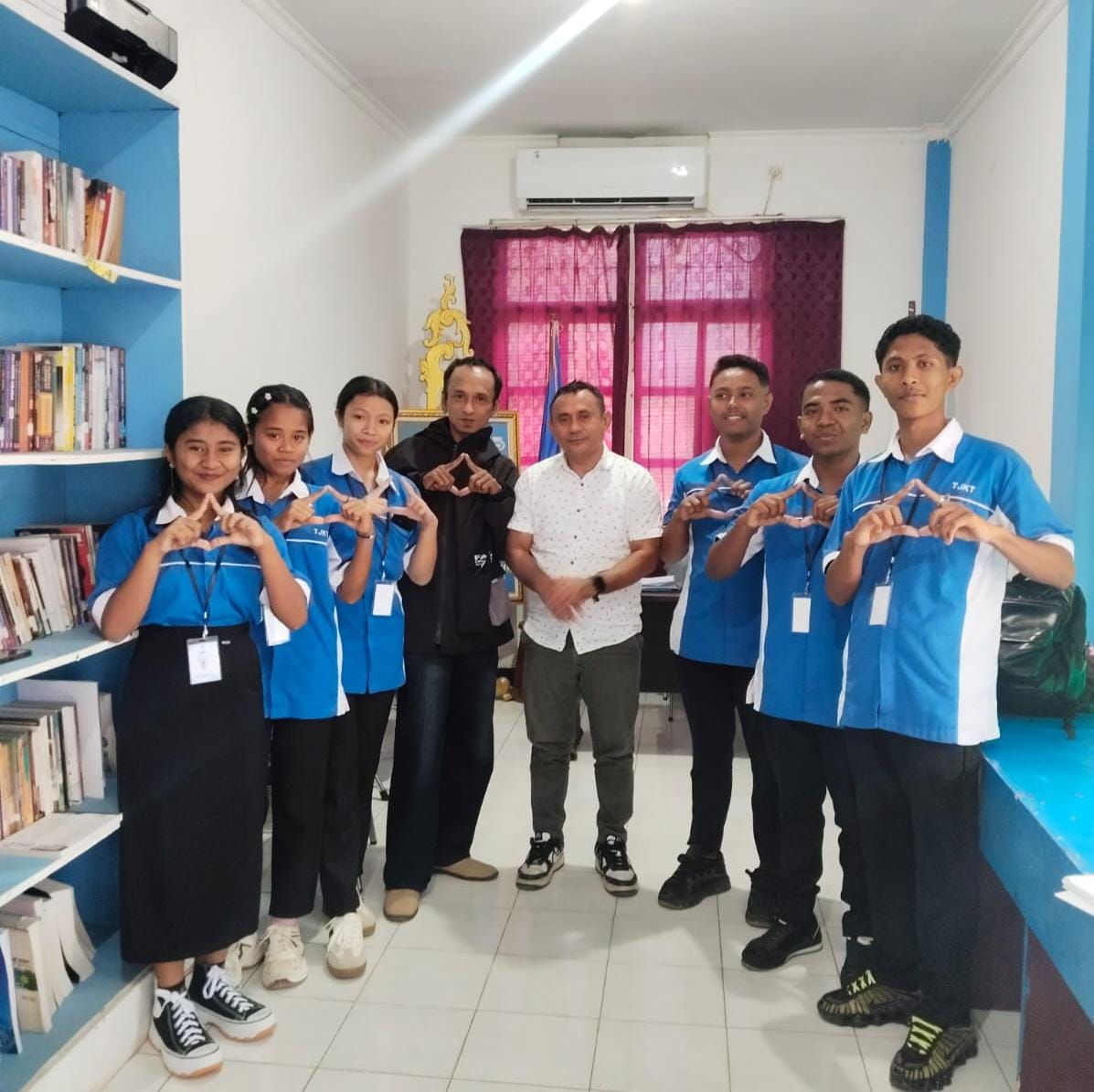 Perkuat Kompetensi Digital, Siswa SMKN 8 Kupang Jalani PKL di STIKOM Artha Buana