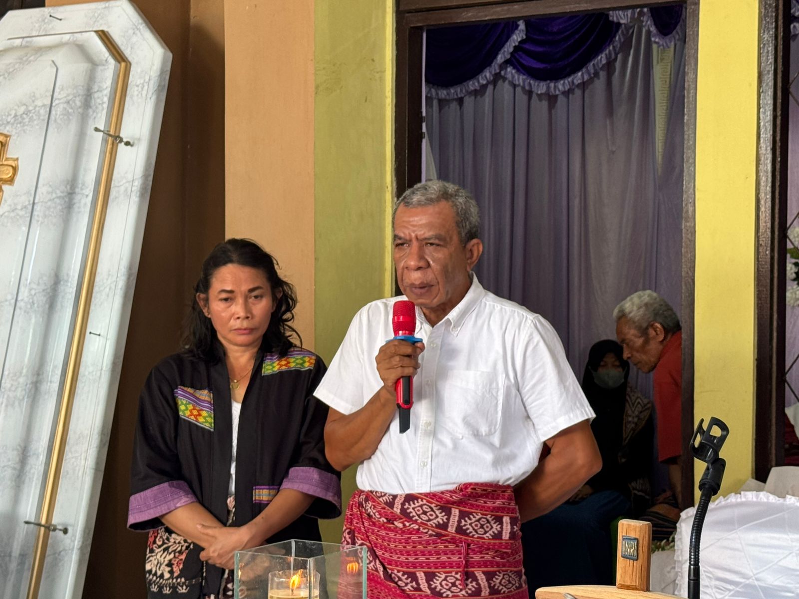 Ayah dr. Icha Pakaenoni: Kebenaran dan Keadilan Tidak Boleh Didiamkan