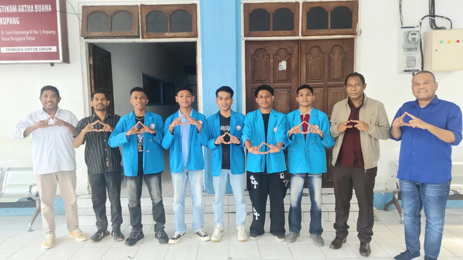Lima Mahasiswa STIKOM Artha Buana Kupang Ditempatkan di Lima Desa Kabupaten Belu