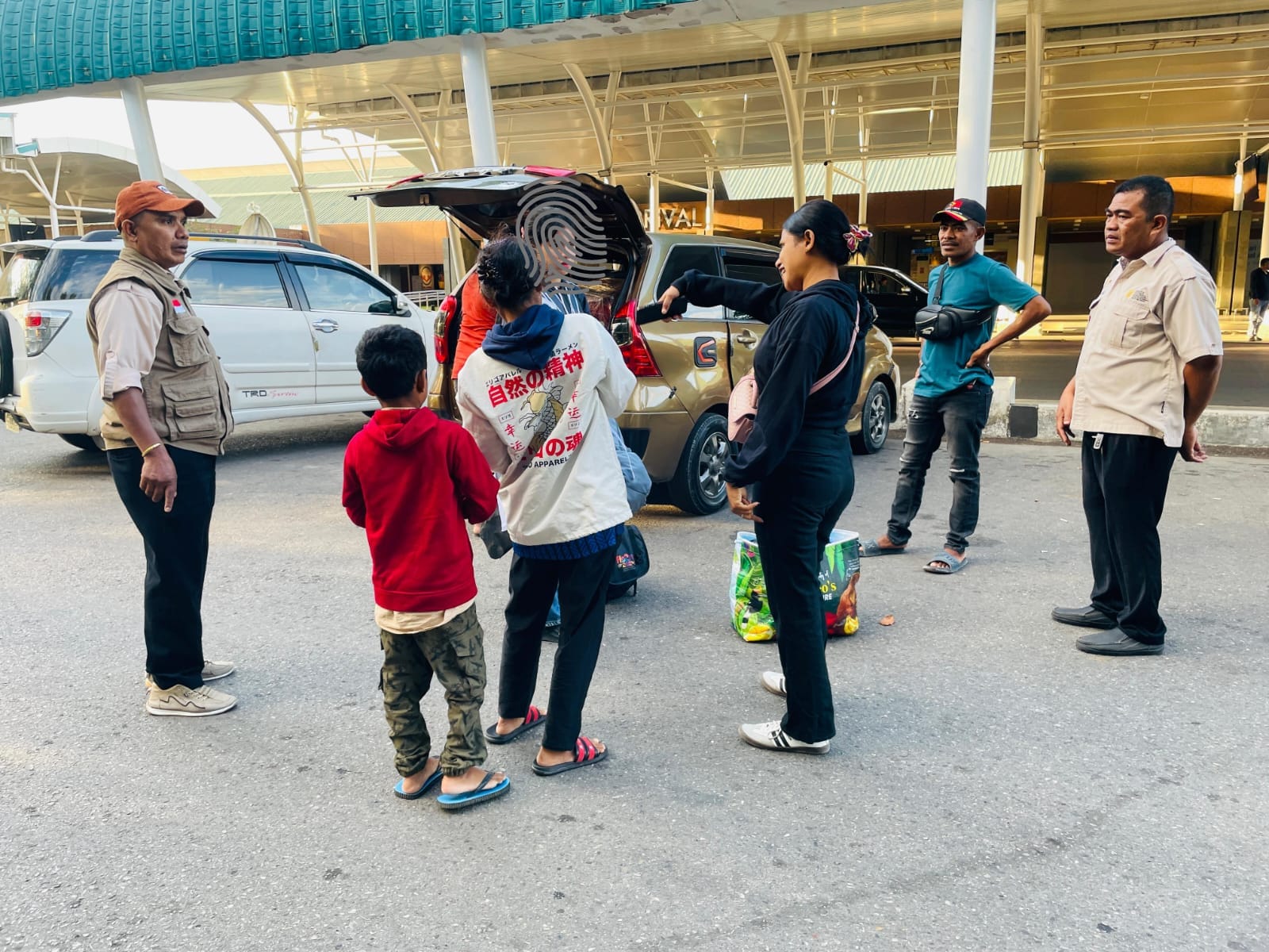 Dua PMI Asal NTT dan Dua Anak Tiba di Kupang Usai Dideportasi dari Malaysia