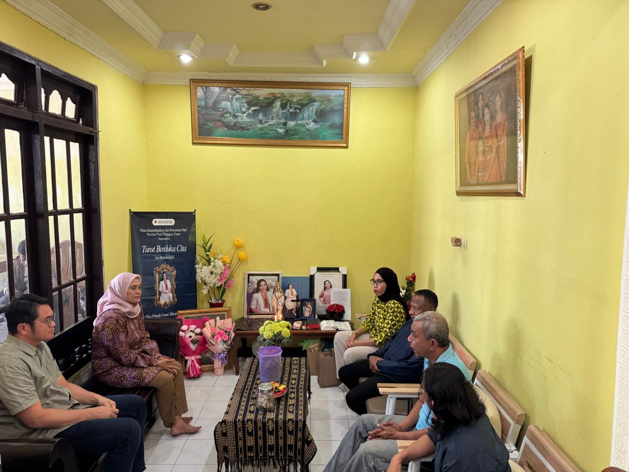 Tepat di Hari Ulang Tahun ke-28, LPSK Pusat Sambangi Keluarga Mendiang Dokter Icha Pakaenoni 