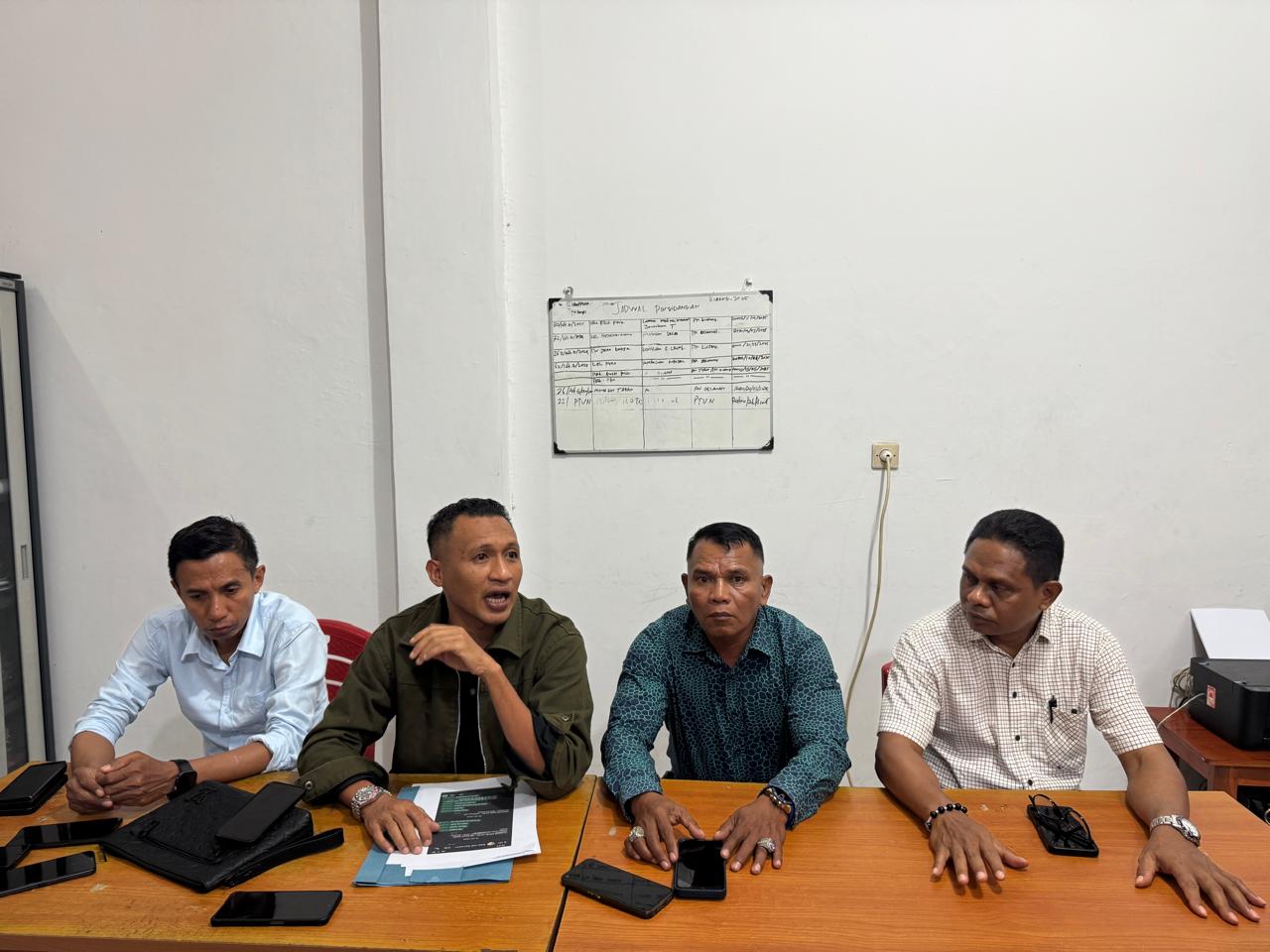 Bildad Thonak Bantah Tuduhan "Mafia Kasus", Laporkan Izhak Rihi ke Polresta Kupang Kota